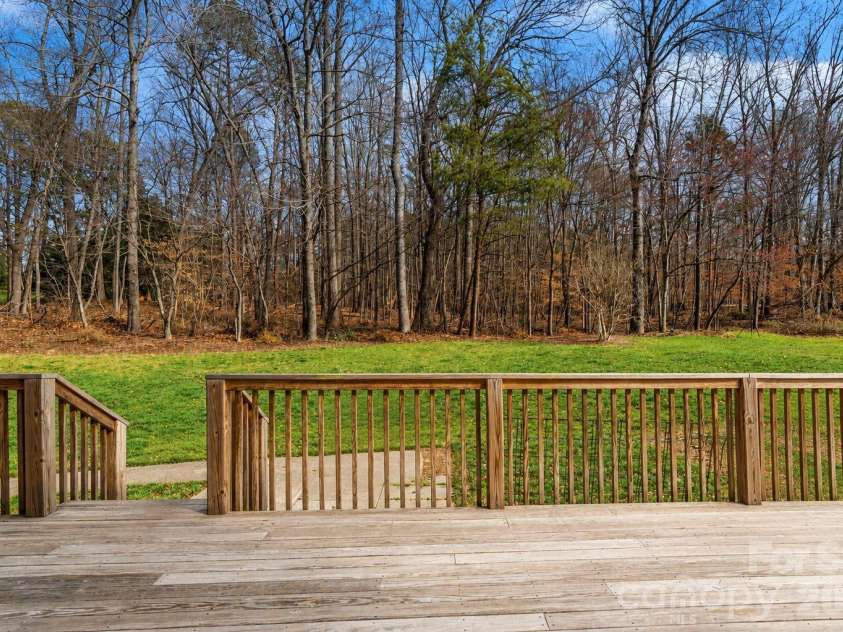 1869 Curraghmore Road, Clemmons, NC 27012.  MLS# CAR4402291, YatesRealty ID 40123. 