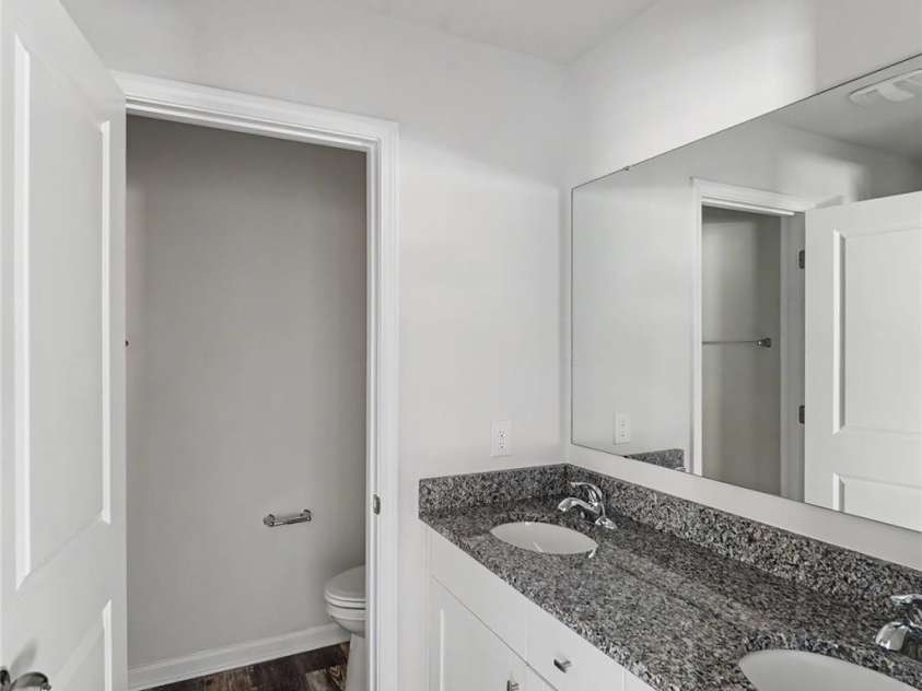 5146 Mark Drive, Hickory, NC 28601.  MLS# CAR4404327, YatesRealty ID 40125. 