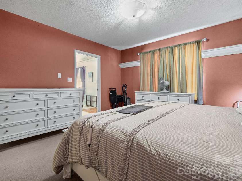 243 8th Avenue, Cramerton, NC 28032.  MLS# CAR4406563, YatesRealty ID 40126. 1 Bed/ Bedroom