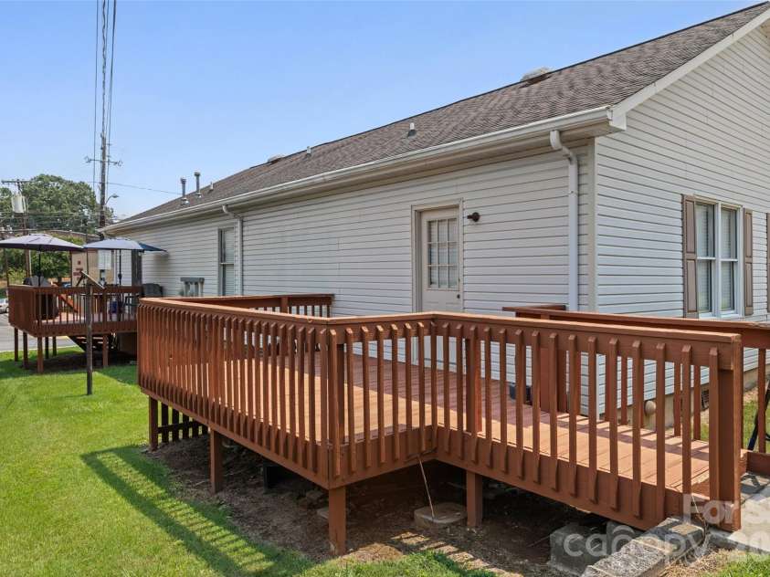 243 8th Avenue, Cramerton, NC 28032.  MLS# CAR4406563, YatesRealty ID 40126. Back Deck