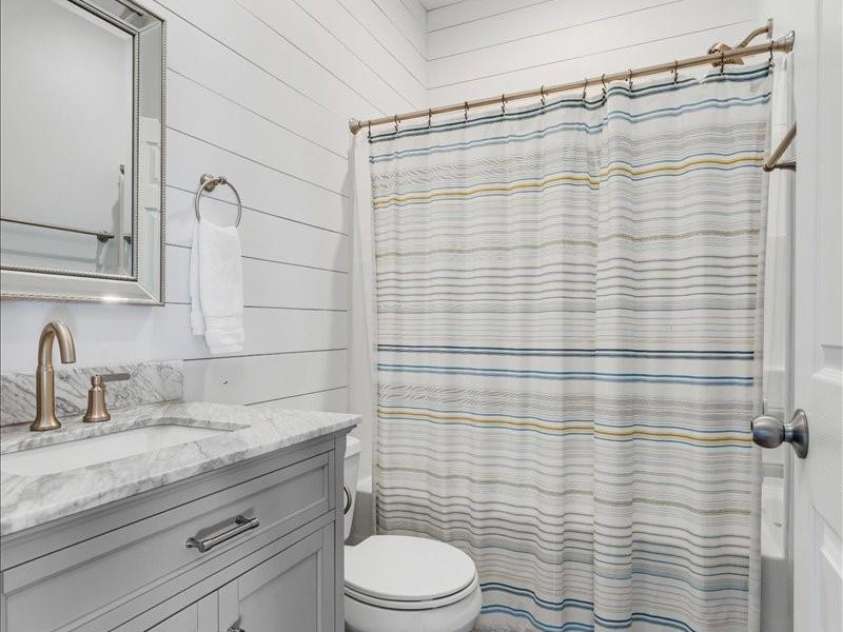 109 Portmanvilla Road, Black Mountain, NC 28711.  MLS# CAR4405511, YatesRealty ID 40127. 