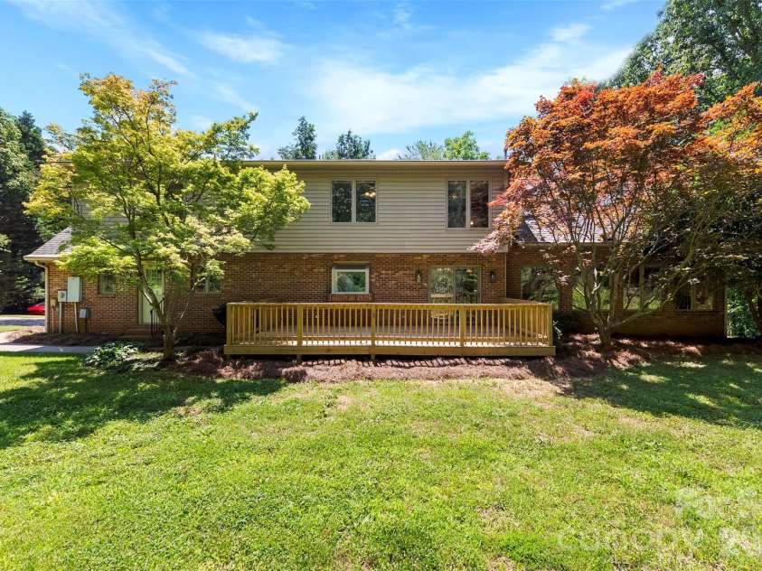 1505 Cansler Street, Kings Mountain, NC 28086.  MLS# CAR4395775, YatesRealty ID 40128. 