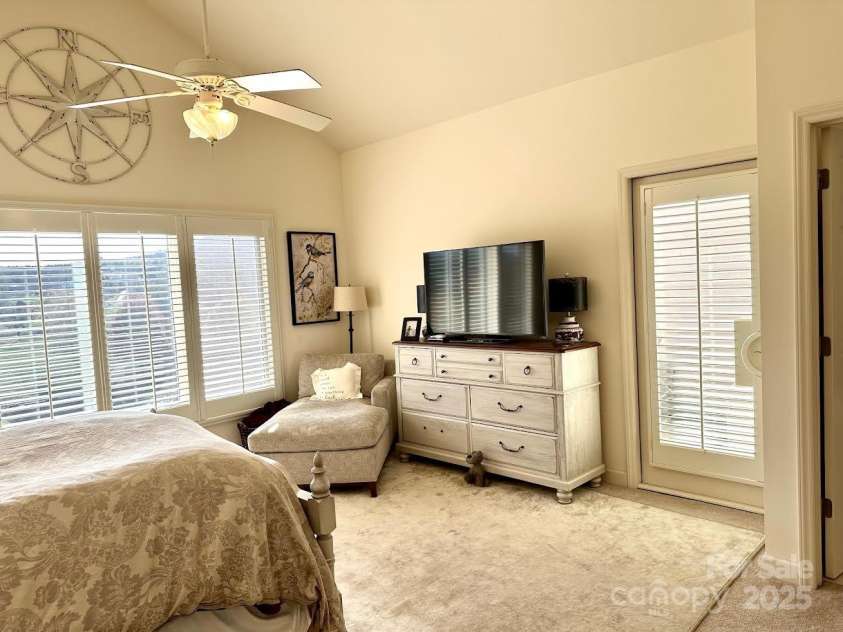 148 Fairway View Place, Jefferson, NC 28640.  MLS# CAR4233768, YatesRealty ID 4013. 