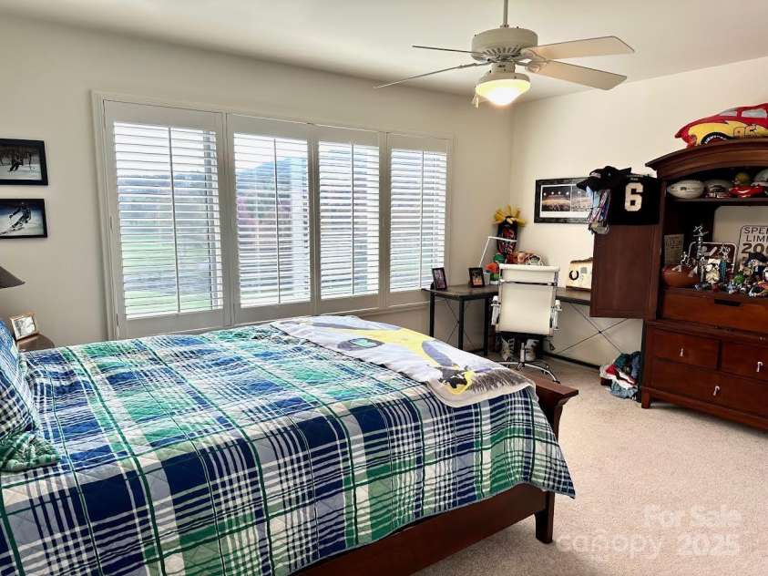 148 Fairway View Place, Jefferson, NC 28640.  MLS# CAR4233768, YatesRealty ID 4013. 