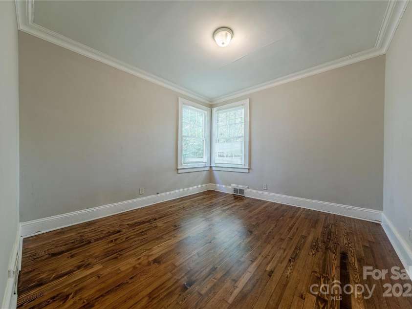 8 Bolt Drive, Shelby, NC 28150.  MLS# CAR4332003, YatesRealty ID 4013. Bedroom One