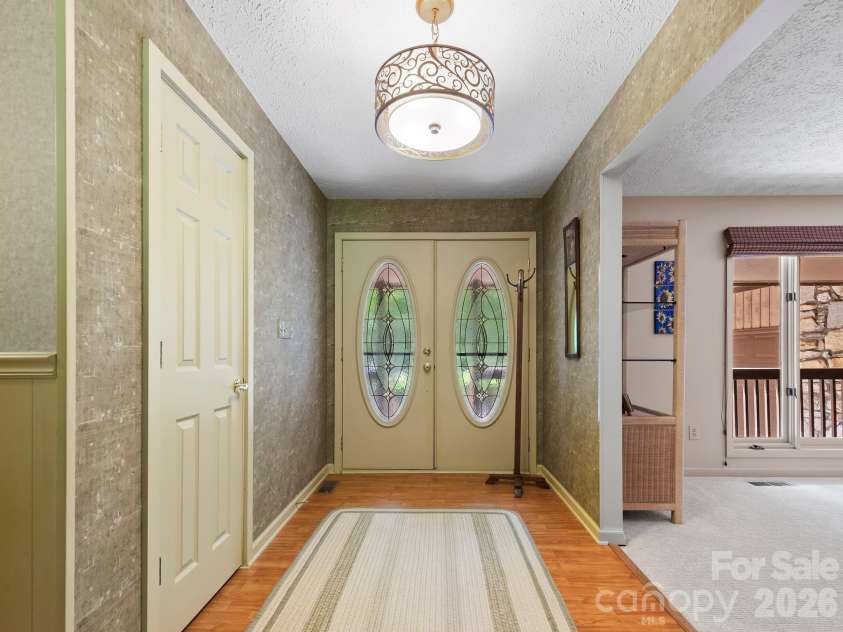 3 High Meadows Drive, Candler, NC 28715.  MLS# CAR4406428, YatesRealty ID 40132. 