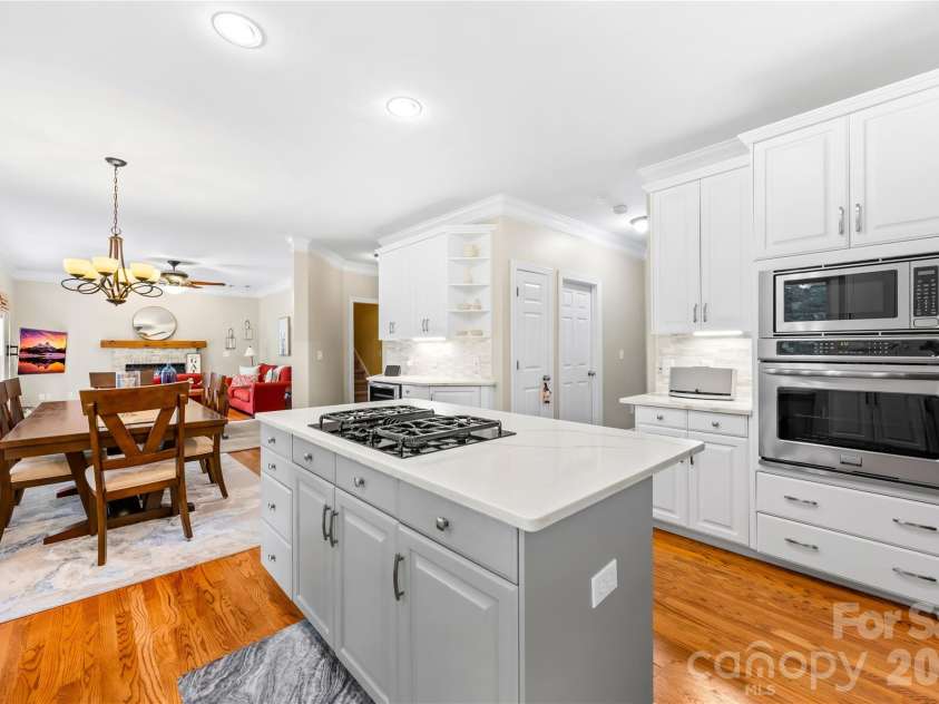 12338 Willingdon Road, Huntersville, NC 28078.  MLS# CAR4404461, YatesRealty ID 40138. Open floor plan!