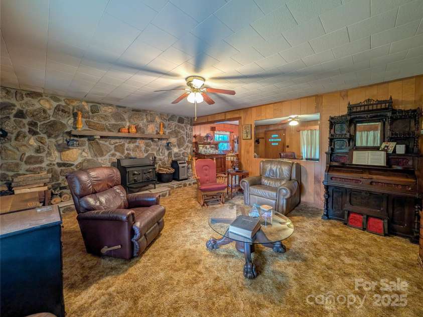 165 Cattail Creek Road, Burnsville, NC 28714.  MLS# CAR4298888, YatesRealty ID 4014. 