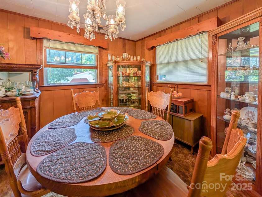 165 Cattail Creek Road, Burnsville, NC 28714.  MLS# CAR4298888, YatesRealty ID 4014. 