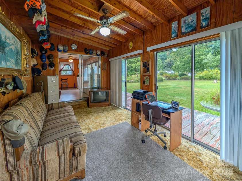 165 Cattail Creek Road, Burnsville, NC 28714.  MLS# CAR4298888, YatesRealty ID 4014. 
