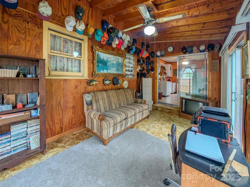 165 Cattail Creek Road, Burnsville, NC 28714.  MLS# CAR4298888, YatesRealty ID 4014. 