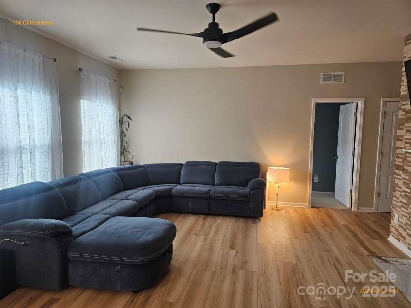 190 Glastonbury Drive, Mooresville, NC 28115.  MLS# CAR4234446, YatesRealty ID 4014. 