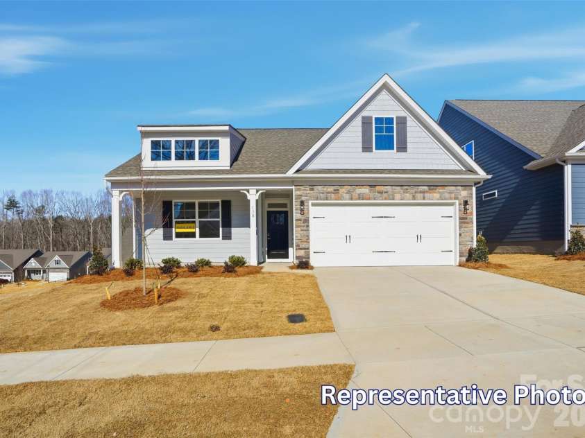 8470 Acadia Parkway, Sherrills Ford, NC 28673.  MLS# CAR4406421, YatesRealty ID 40142. Homesite 368 features a Stanley B floorplan