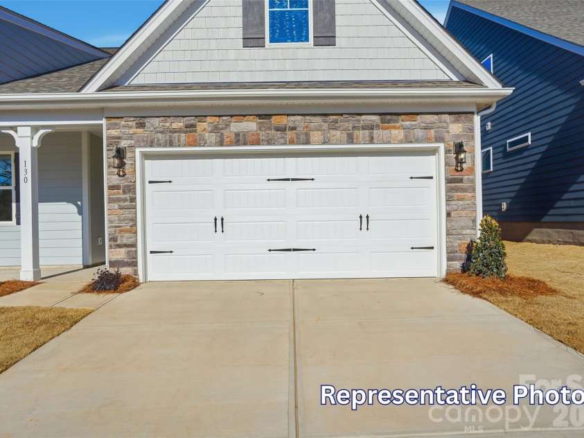 8470 Acadia Parkway, Sherrills Ford, NC 28673.  MLS# CAR4406421, YatesRealty ID 40142. Homesite 368 features a Stanley B floorplan