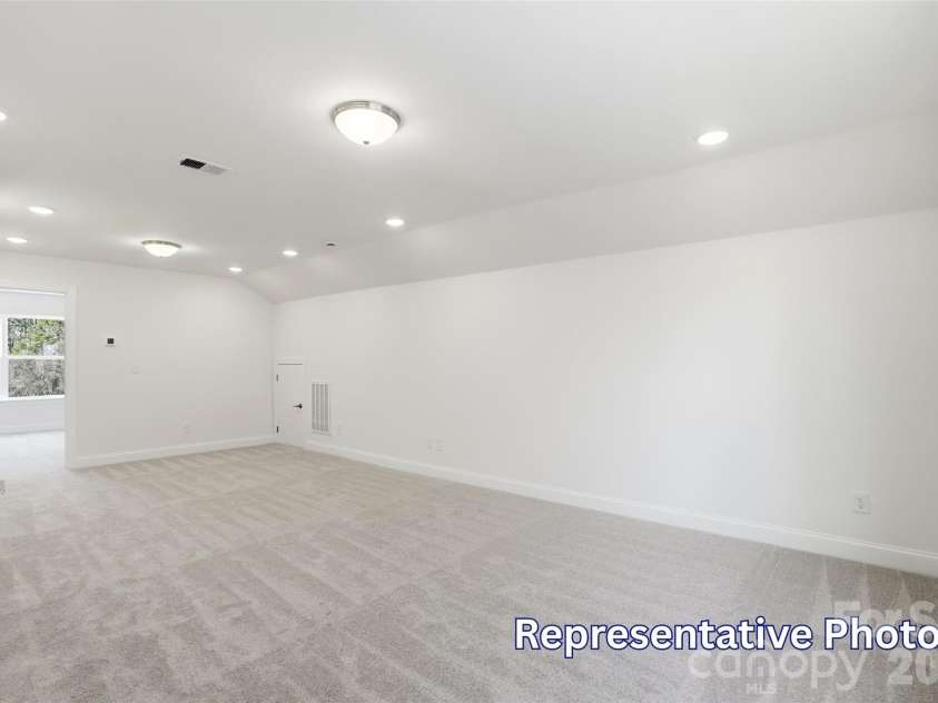 8470 Acadia Parkway, Sherrills Ford, NC 28673.  MLS# CAR4406421, YatesRealty ID 40142. Loft