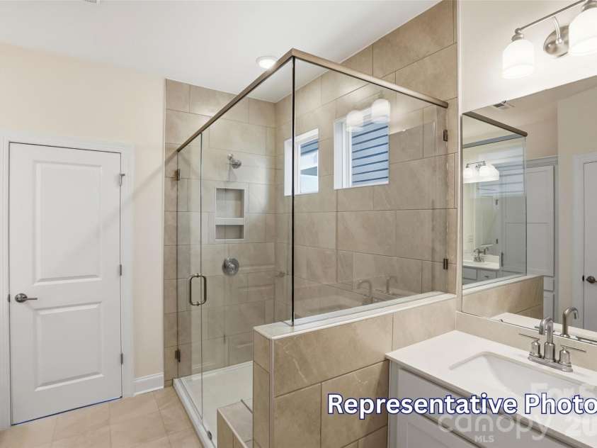 8470 Acadia Parkway, Sherrills Ford, NC 28673.  MLS# CAR4406421, YatesRealty ID 40142. Primary Bathroom