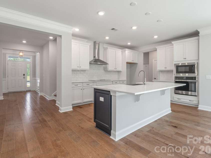 000 Pinnacle Parkway, Union Mills, NC 28167.  MLS# CAR4405947, YatesRealty ID 40143. 