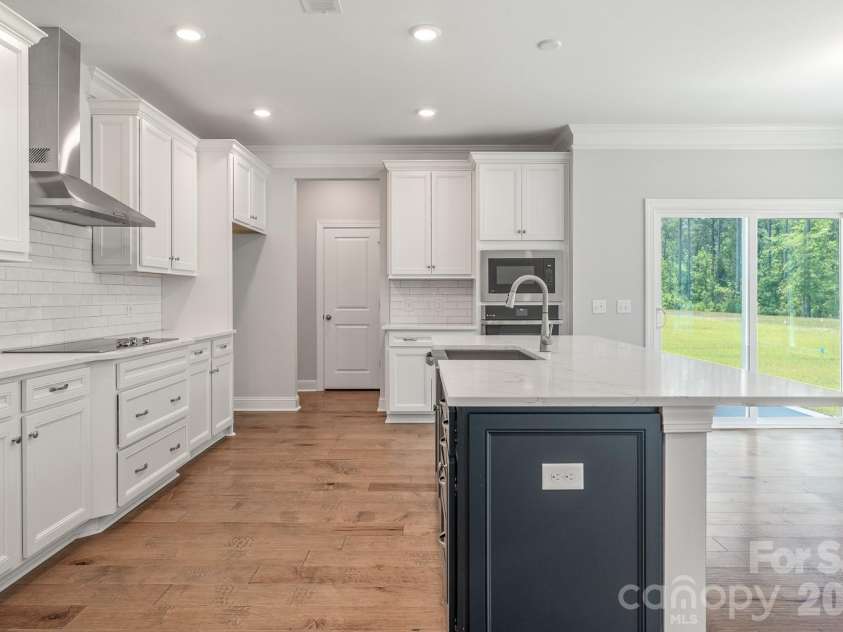 000 Pinnacle Parkway, Union Mills, NC 28167.  MLS# CAR4405947, YatesRealty ID 40143. 