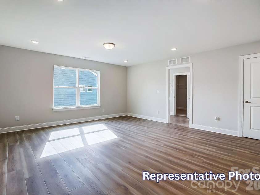 1071 Tradition Club Street, York, SC 29745.  MLS# CAR4392496, YatesRealty ID 40146. Loft