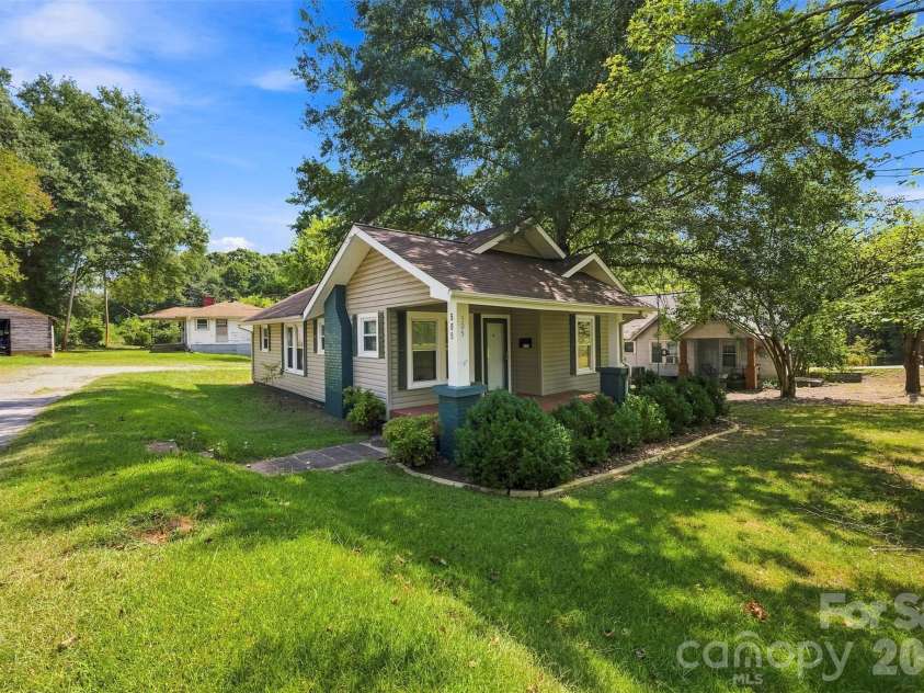 505 Battleground Avenue, Kings Mountain, NC 28086.  MLS# CAR4407116, YatesRealty ID 40149. 