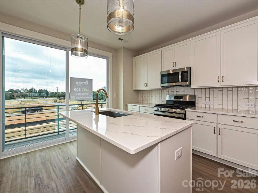 1611 Polk Street, Charlotte, NC 28206.  MLS# CAR4207832, YatesRealty ID 4015. Kitchen