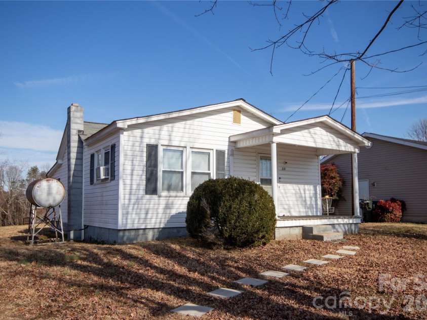 231 Cedar Valley Road, Hudson, NC 28638.  MLS# CAR4335238, YatesRealty ID 4015. 