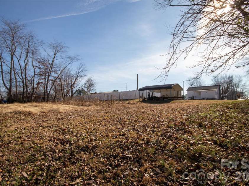 231 Cedar Valley Road, Hudson, NC 28638.  MLS# CAR4335238, YatesRealty ID 4015. Back Yard