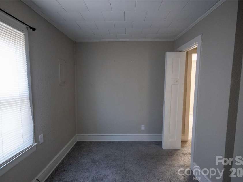 231 Cedar Valley Road, Hudson, NC 28638.  MLS# CAR4335238, YatesRealty ID 4015. Primary Bedroom