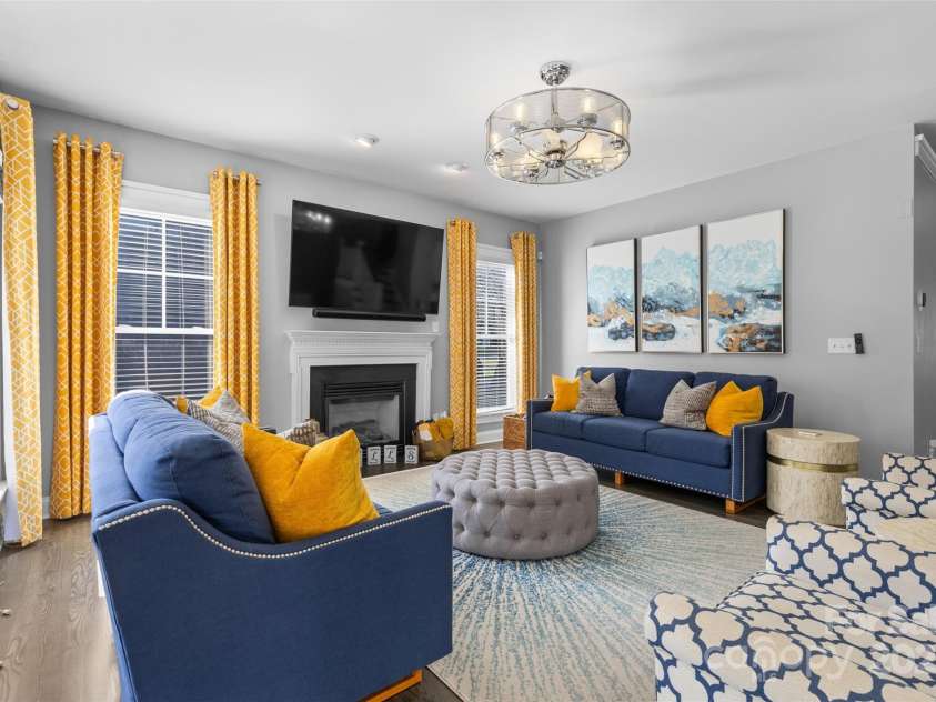 3203 Thayer Drive, Waxhaw, NC 28173.  MLS# CAR4235050, YatesRealty ID 4015. 