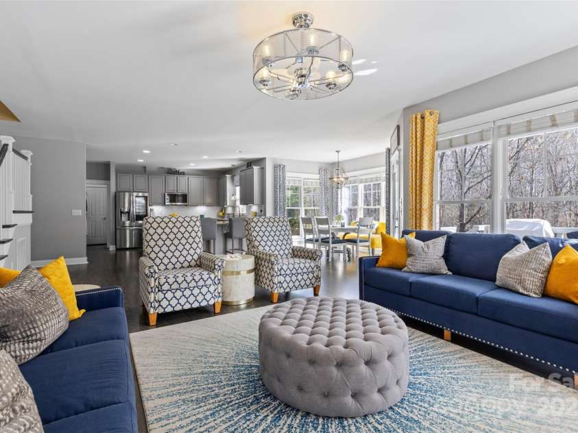 3203 Thayer Drive, Waxhaw, NC 28173.  MLS# CAR4235050, YatesRealty ID 4015. 