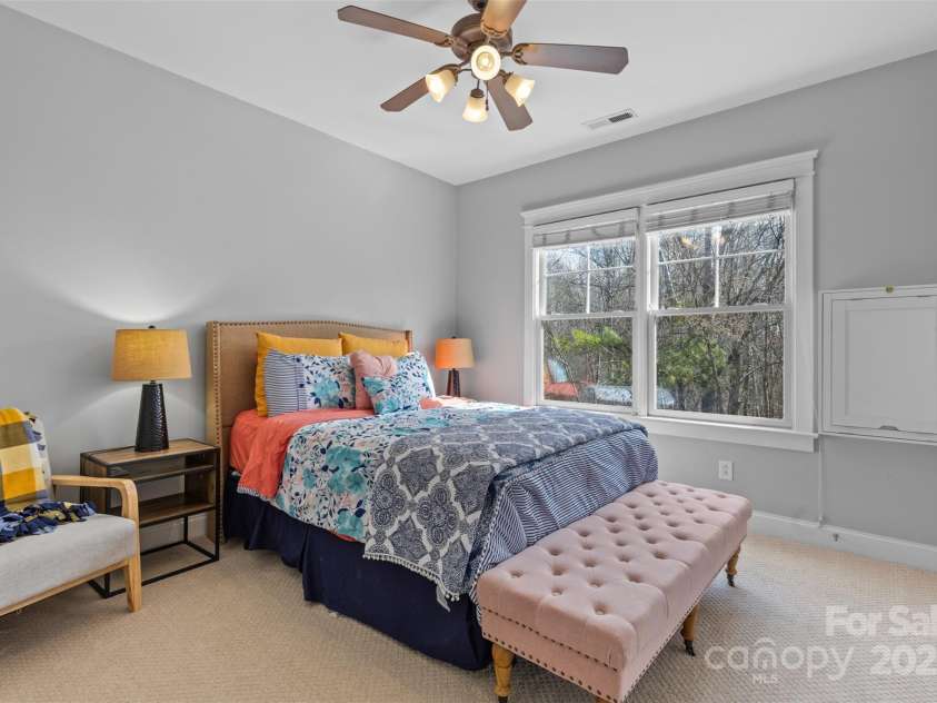 3203 Thayer Drive, Waxhaw, NC 28173.  MLS# CAR4235050, YatesRealty ID 4015. 