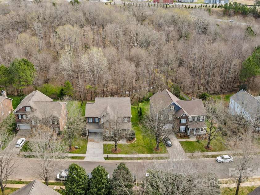 3203 Thayer Drive, Waxhaw, NC 28173.  MLS# CAR4235050, YatesRealty ID 4015. 