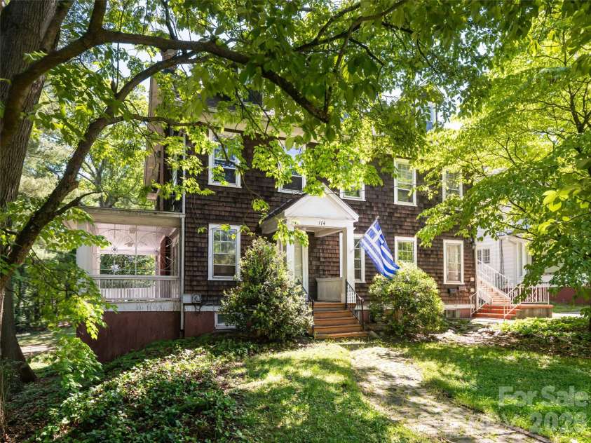 174 Pearson Drive, Asheville, NC 28801.  MLS# CAR4408400, YatesRealty ID 40150. 