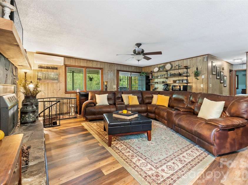 275 Knob Hill Estates Road, Sylva, NC 28779.  MLS# CAR4406505, YatesRealty ID 40155. 