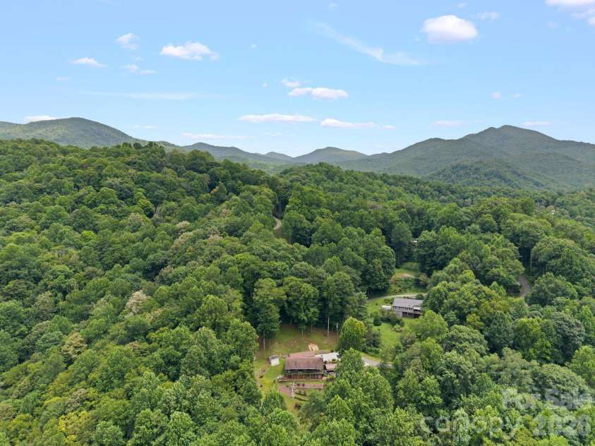 275 Knob Hill Estates Road, Sylva, NC 28779.  MLS# CAR4406505, YatesRealty ID 40155. 