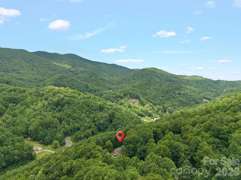 275 Knob Hill Estates Road, Sylva, NC 28779.  MLS# CAR4406505, YatesRealty ID 40155. 