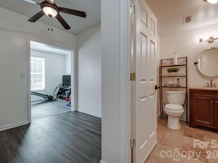 4816 Eagle Creek Drive, Charlotte, NC 28269.  MLS# CAR4405607, YatesRealty ID 40156. 