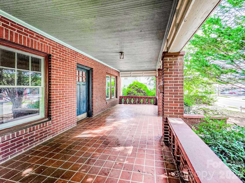 154 Broadway Street, Forest City, NC 28043.  MLS# CAR4406158, YatesRealty ID 40157. 
