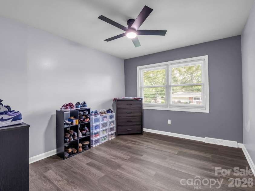 2044 Helen Drive, Gastonia, NC 28054.  MLS# CAR4407254, YatesRealty ID 40159. 