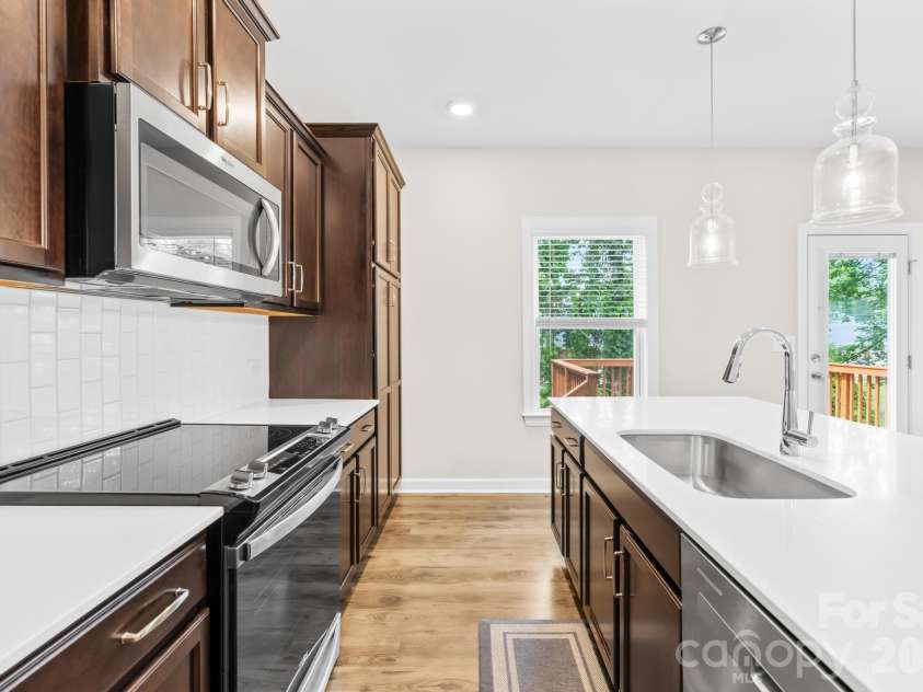 106 Kirsche Court, Mooresville, NC 28115.  MLS# CAR4253398, YatesRealty ID 4016. 