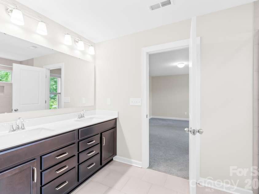 106 Kirsche Court, Mooresville, NC 28115.  MLS# CAR4253398, YatesRealty ID 4016. 