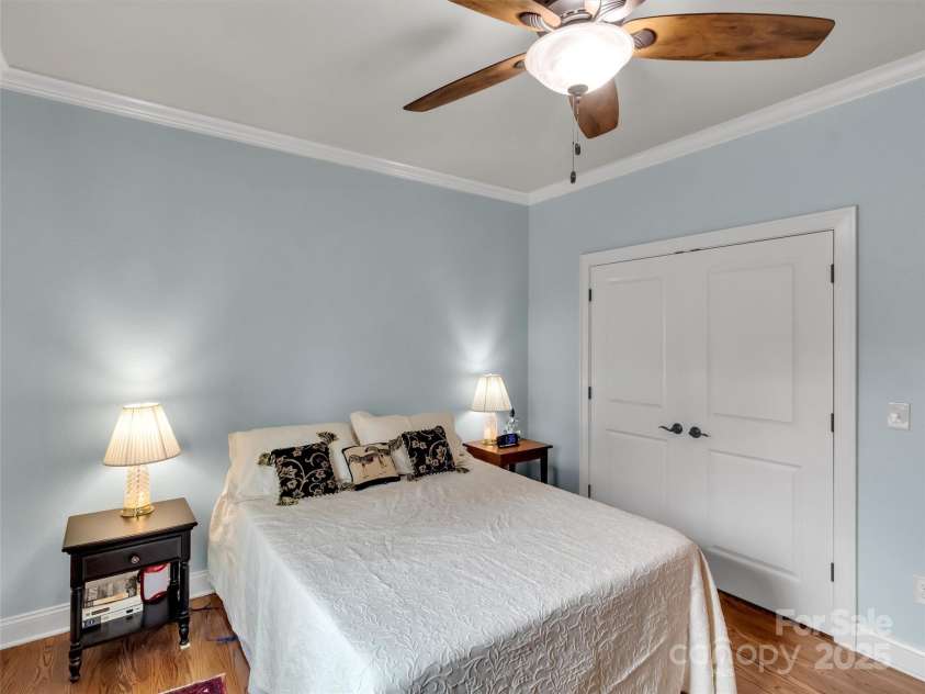 178 Sapphire Place, Clyde, NC 28721.  MLS# CAR4235049, YatesRealty ID 4016. 