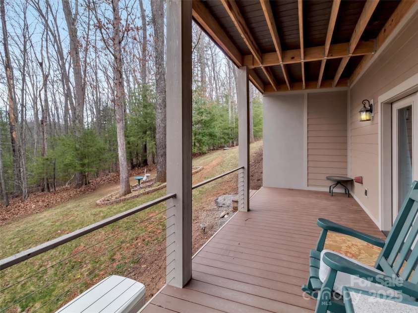 178 Sapphire Place, Clyde, NC 28721.  MLS# CAR4235049, YatesRealty ID 4016. 