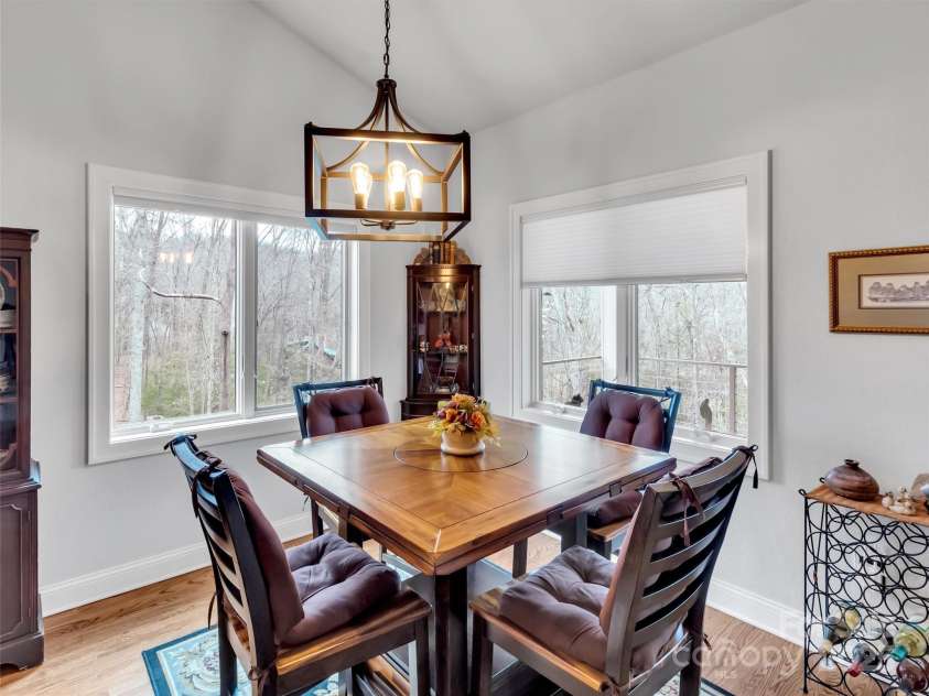 178 Sapphire Place, Clyde, NC 28721.  MLS# CAR4235049, YatesRealty ID 4016. Dining Area