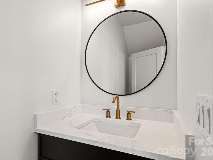 6 Scott Meadows Drive, Asheville, NC 28806.  MLS# CAR4343197, YatesRealty ID 4016. 