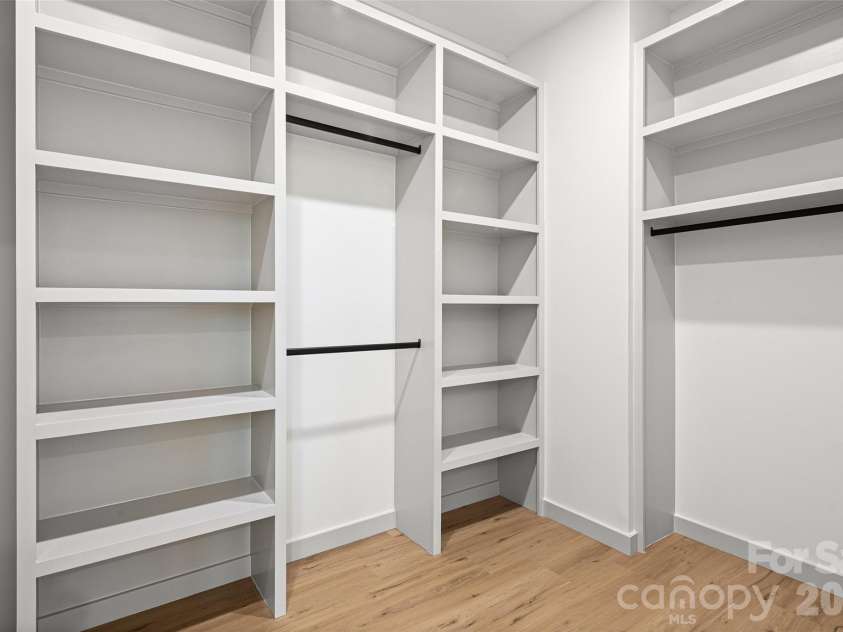 6 Scott Meadows Drive, Asheville, NC 28806.  MLS# CAR4343197, YatesRealty ID 4016. 