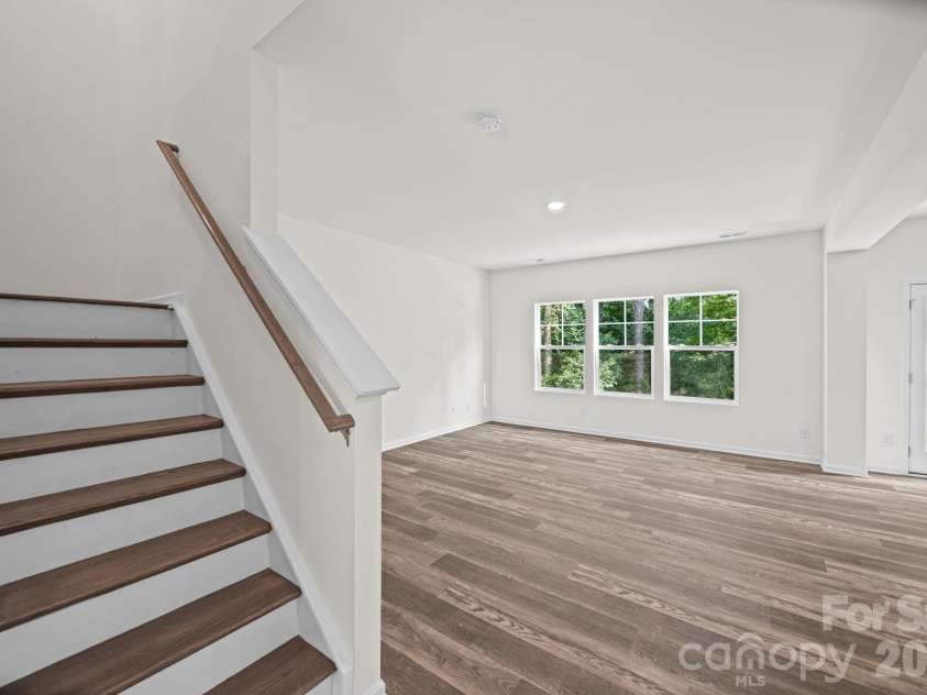 7809 Lane Drive, Charlotte, NC 28212.  MLS# CAR4395836, YatesRealty ID 40163. Staircase
