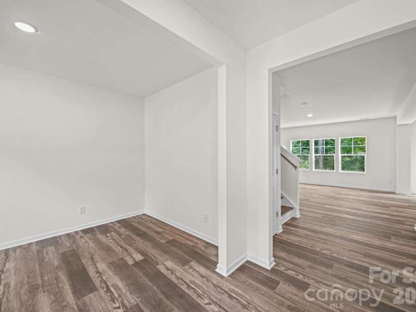 7809 Lane Drive, Charlotte, NC 28212.  MLS# CAR4395836, YatesRealty ID 40163. Study