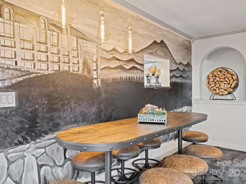 106 Bishop Cove Road, Fairview, NC 28730.  MLS# CAR4234972, YatesRealty ID 4017. 