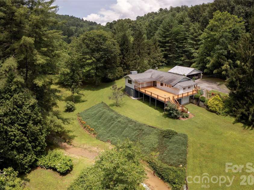 788 Old NC 280 Highway, Pisgah Forest, NC 28768.  MLS# CAR4405413, YatesRealty ID 4017. 
